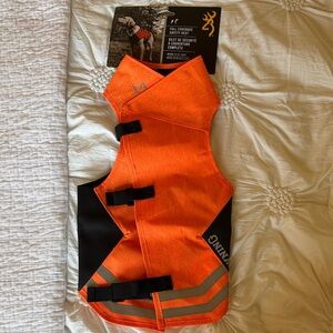 NWT- Browning brand High-Visibility Orange FULL COVERAGE SAFETY VEST for Dogs. M